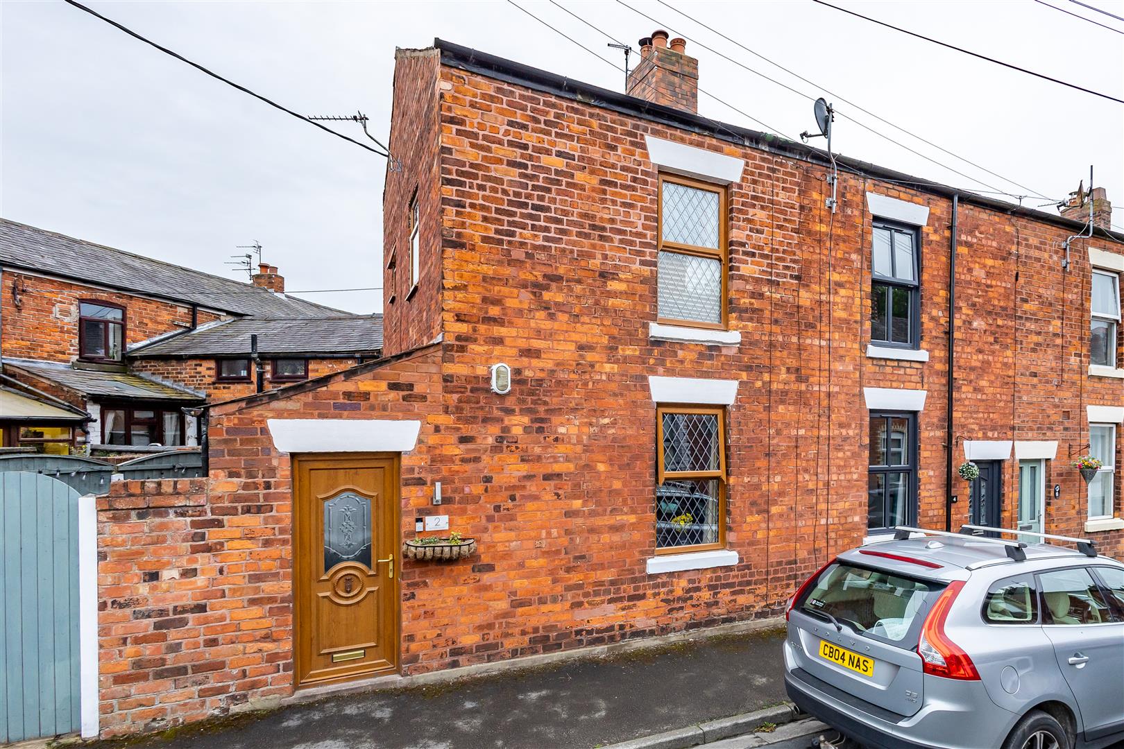 2 bed property in School Street, Preston